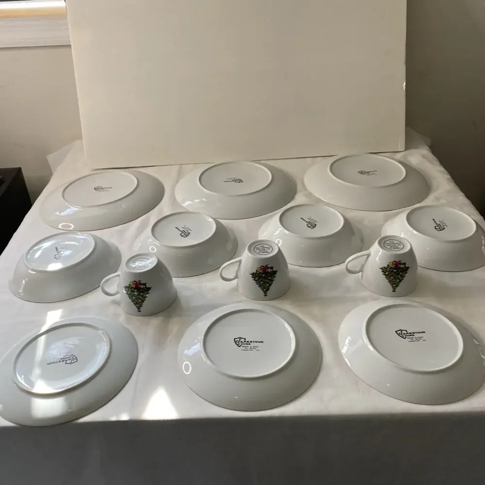 10pc Jamestown China Christmas Treasure China Service Gold Rim & 3 cups 
